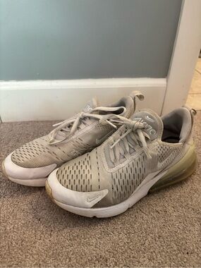 Nike Air Max 270 Youth 5.5
